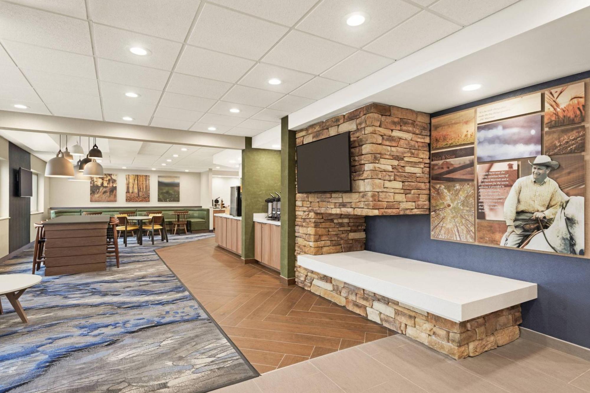 Fairfield Inn By Marriott Warren Niles Exteriör bild