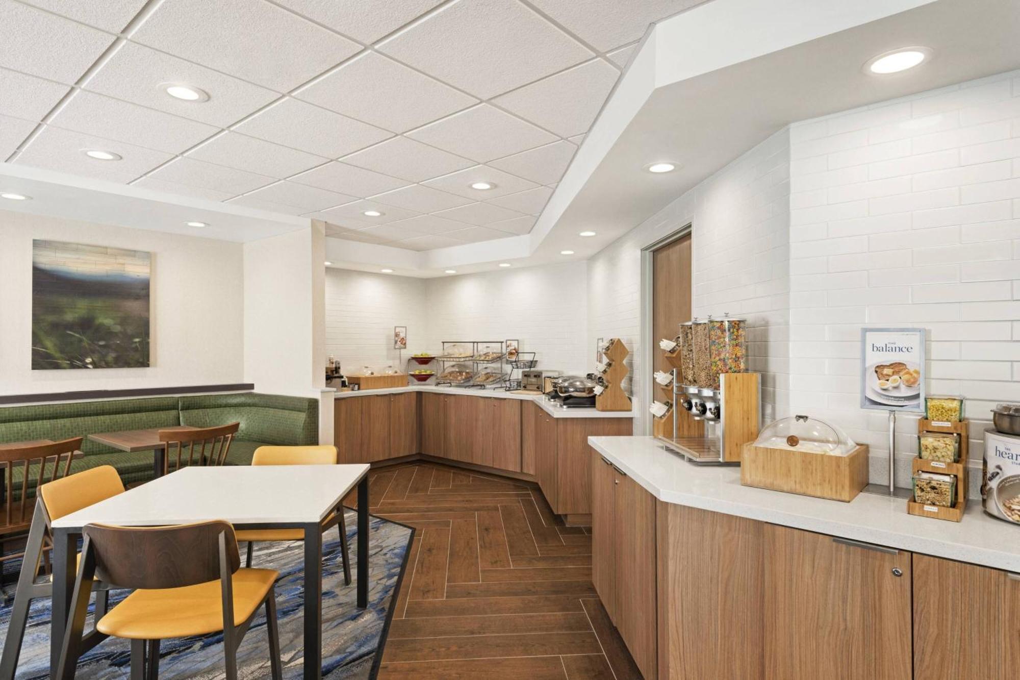 Fairfield Inn By Marriott Warren Niles Exteriör bild