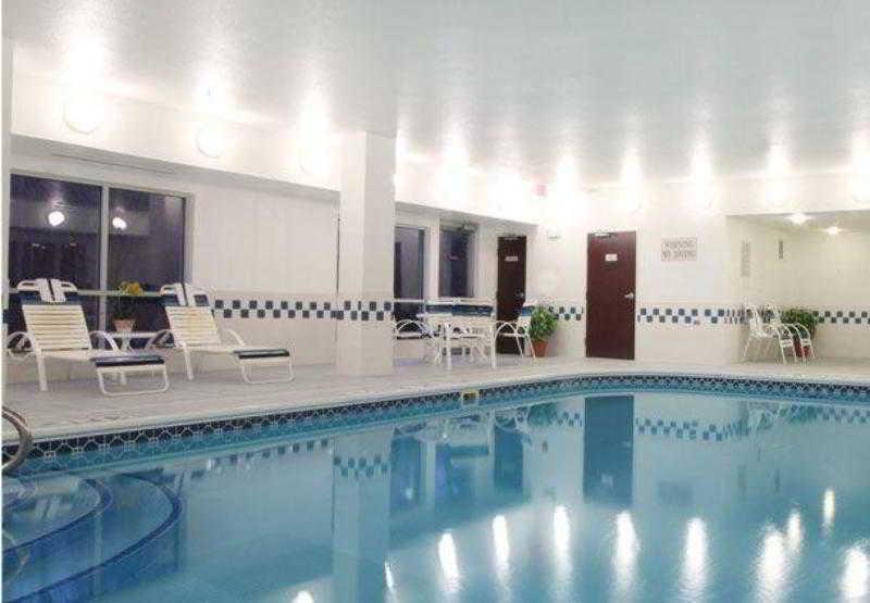 Fairfield Inn By Marriott Warren Niles Exteriör bild