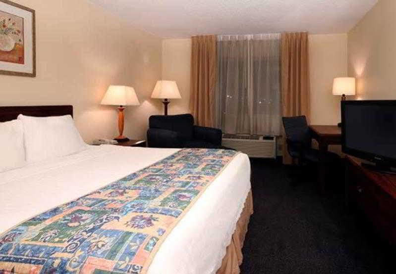 Fairfield Inn By Marriott Warren Niles Exteriör bild
